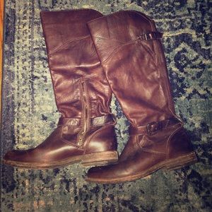 Size 7 Brown Frye knee high riding boots